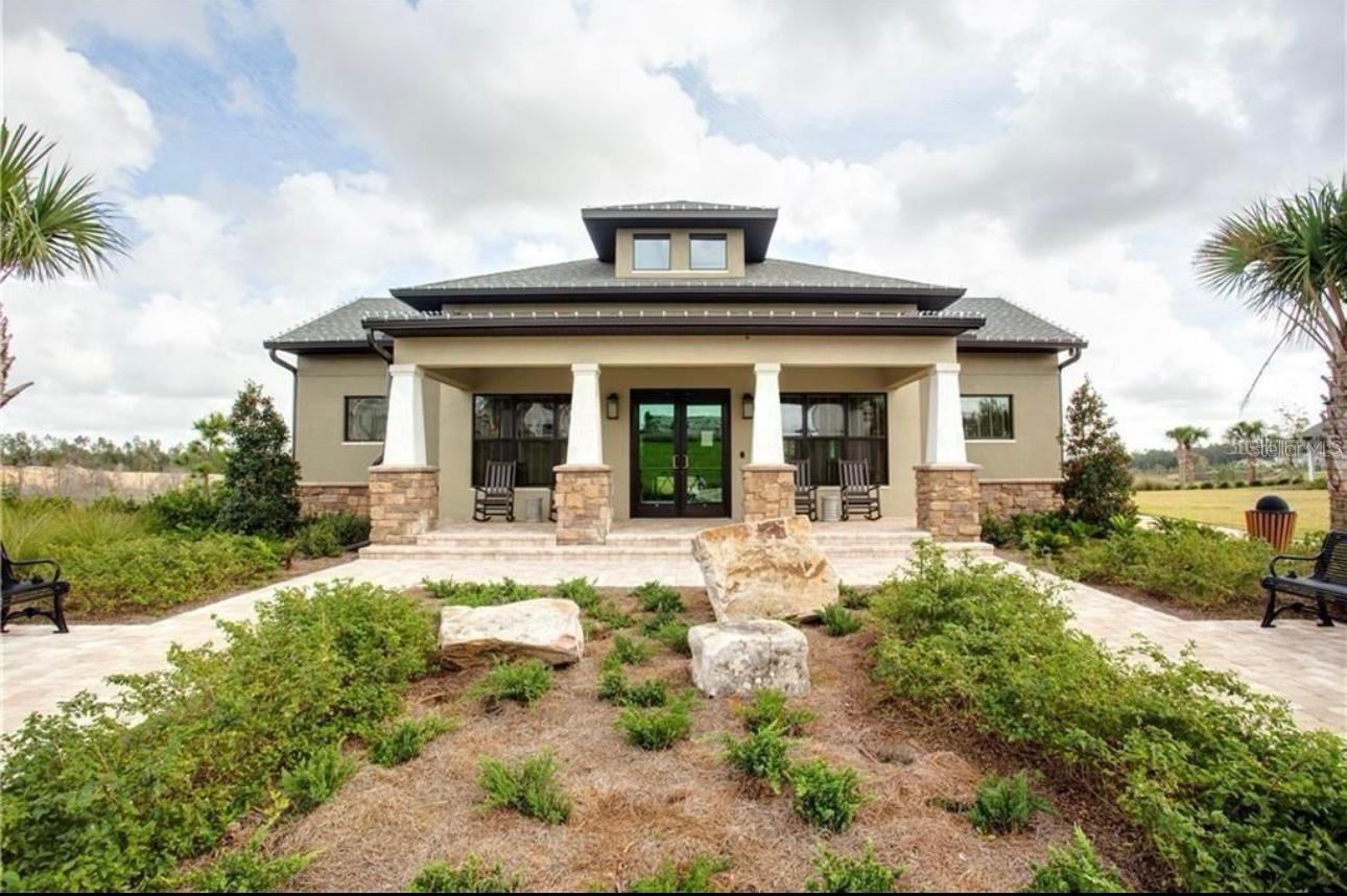 2825 MULLER OAK LOOP