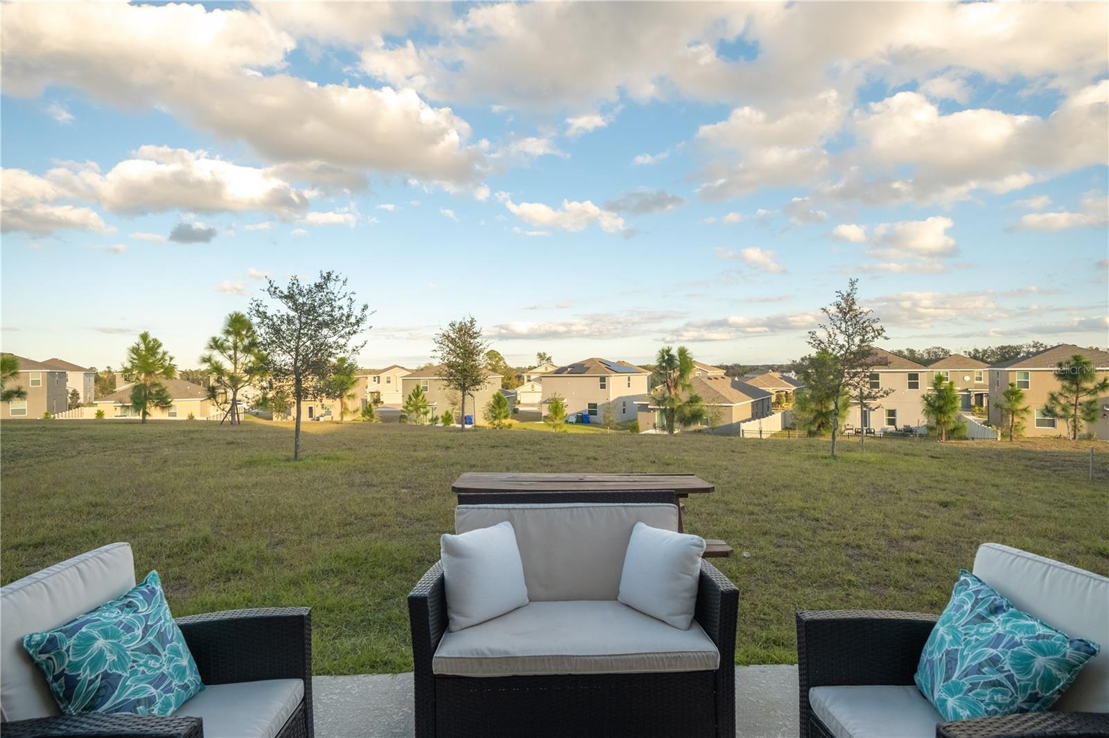 2825 MULLER OAK LOOP