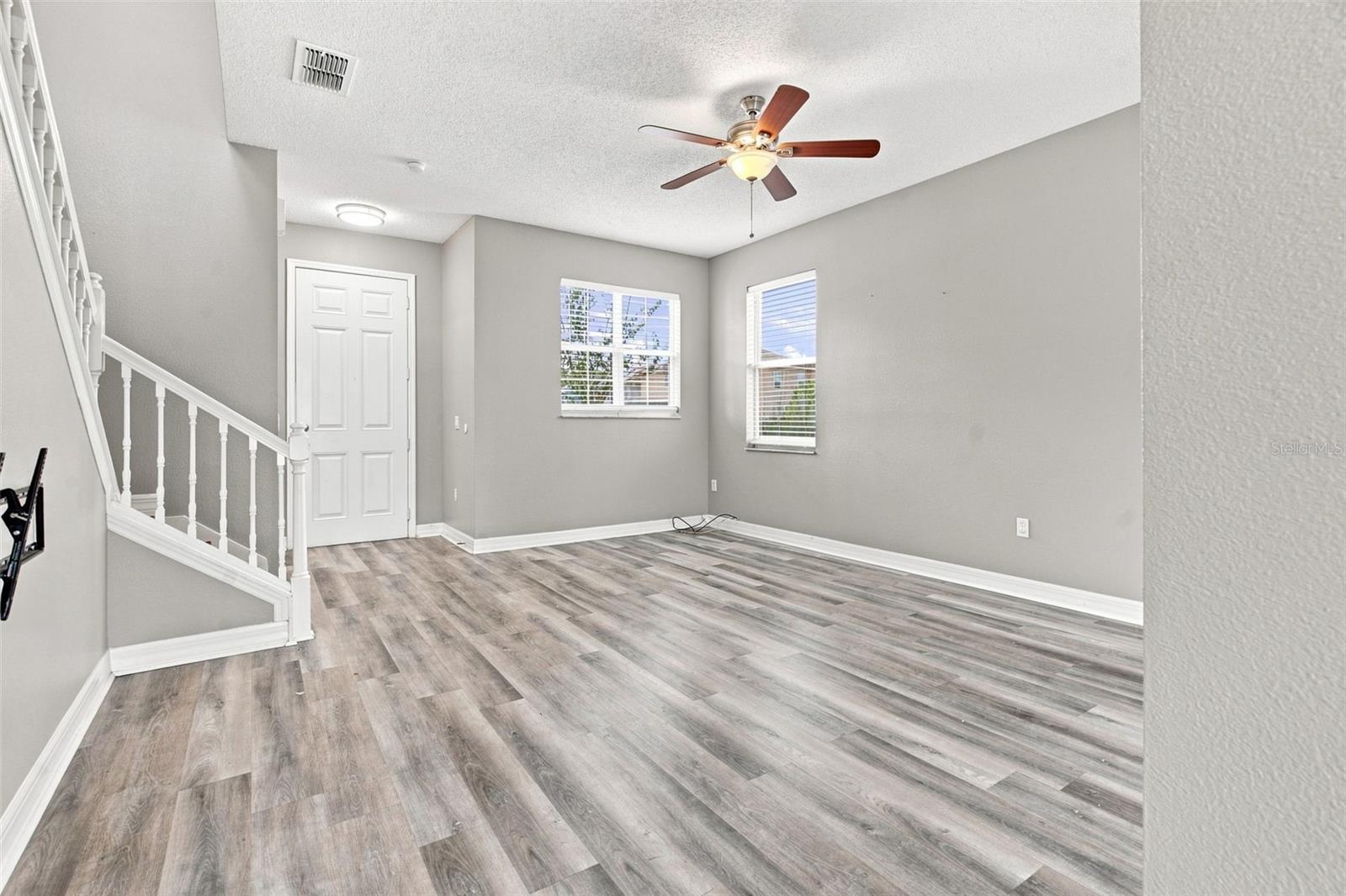 4563 PHILADELPHIA CIR