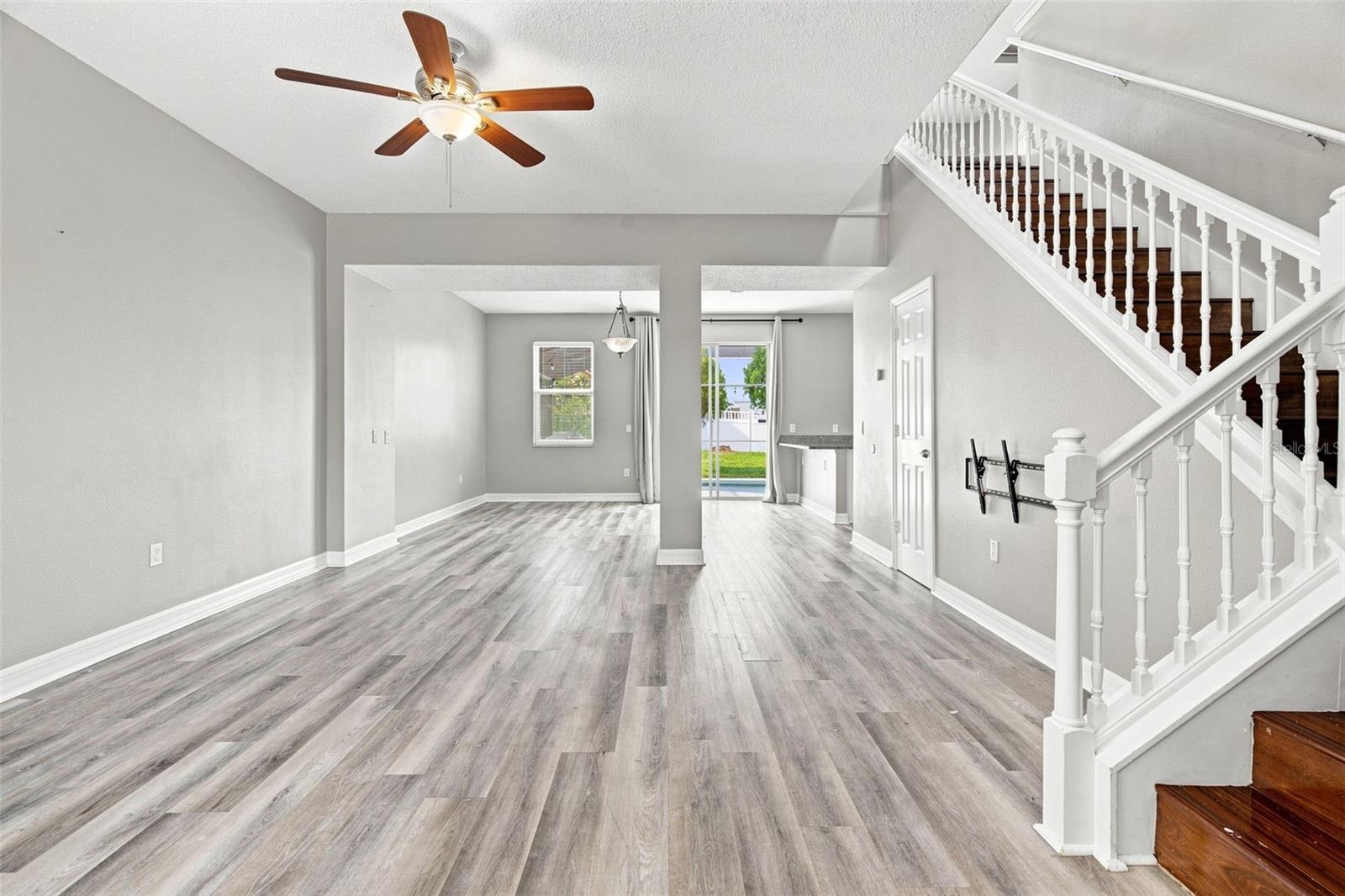 4563 PHILADELPHIA CIR