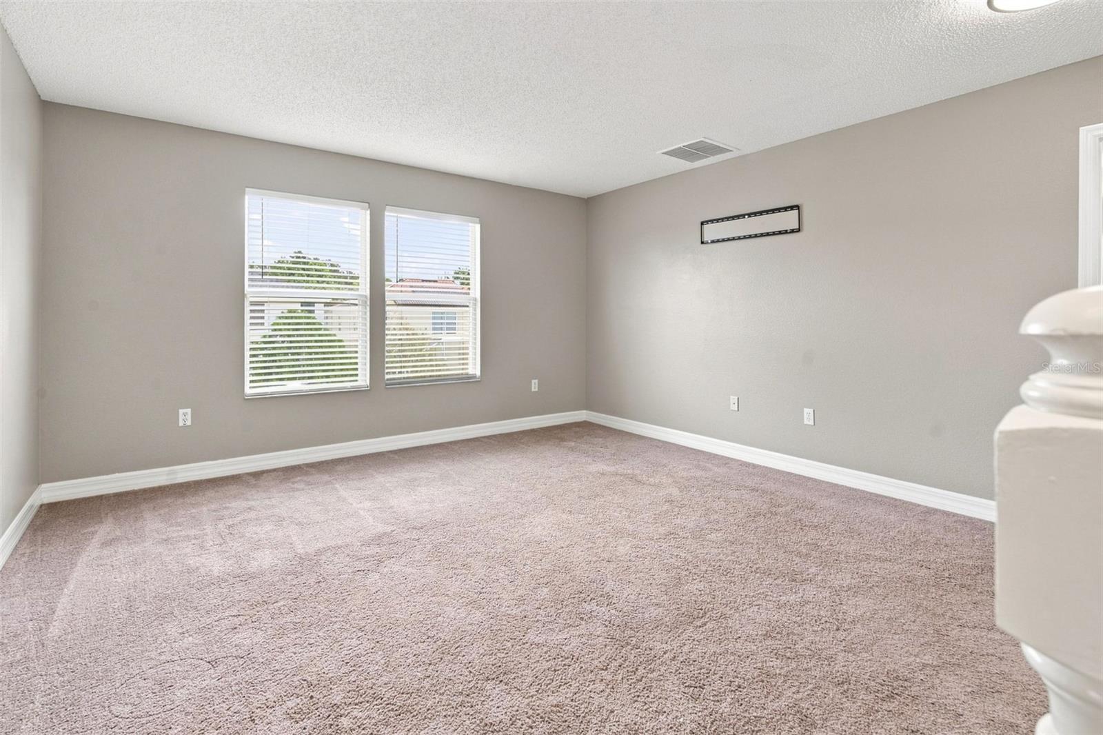 4563 PHILADELPHIA CIR