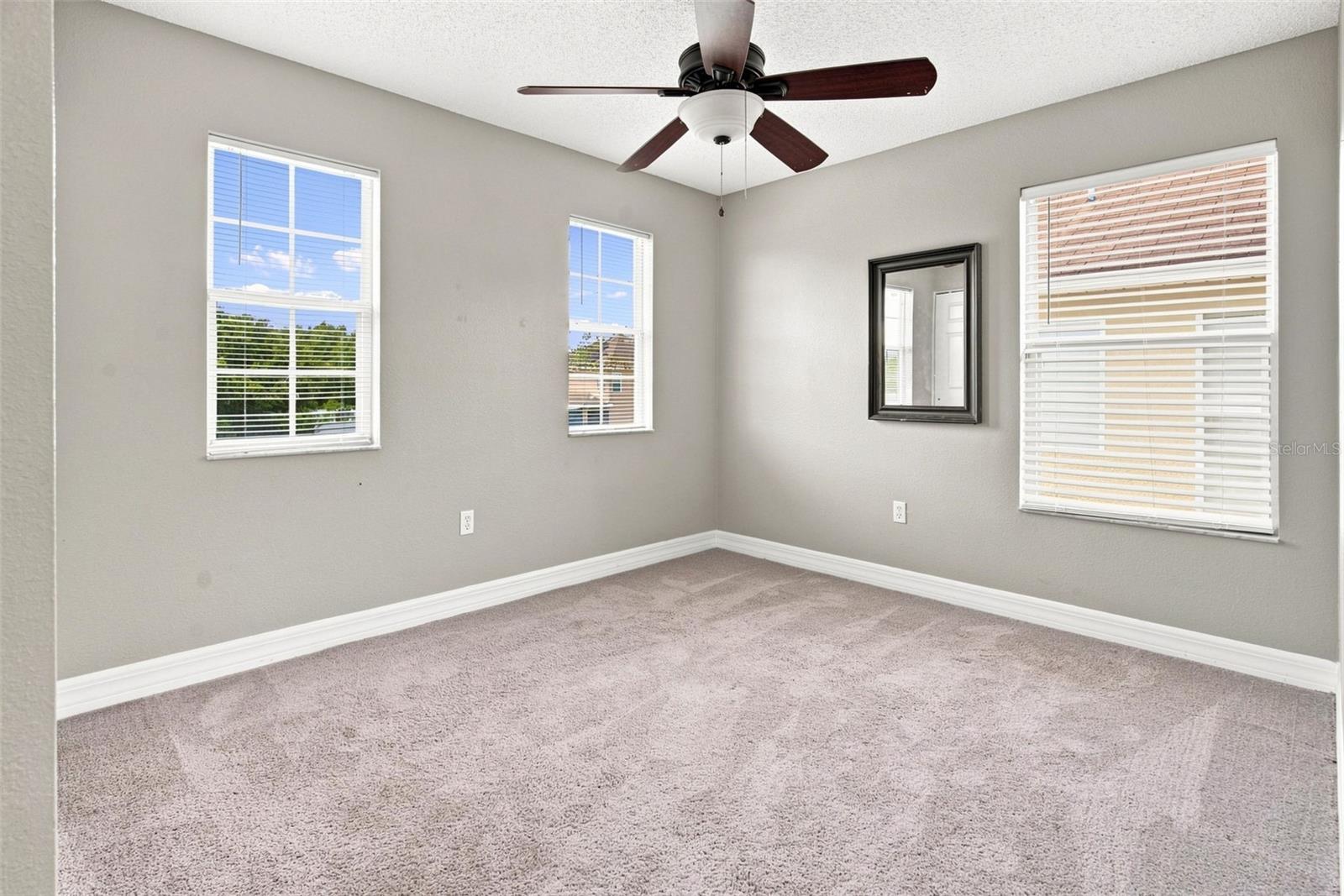 4563 PHILADELPHIA CIR