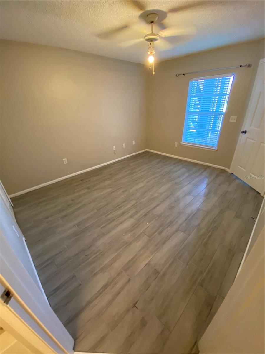 5112 PARK CENTRAL DR #616