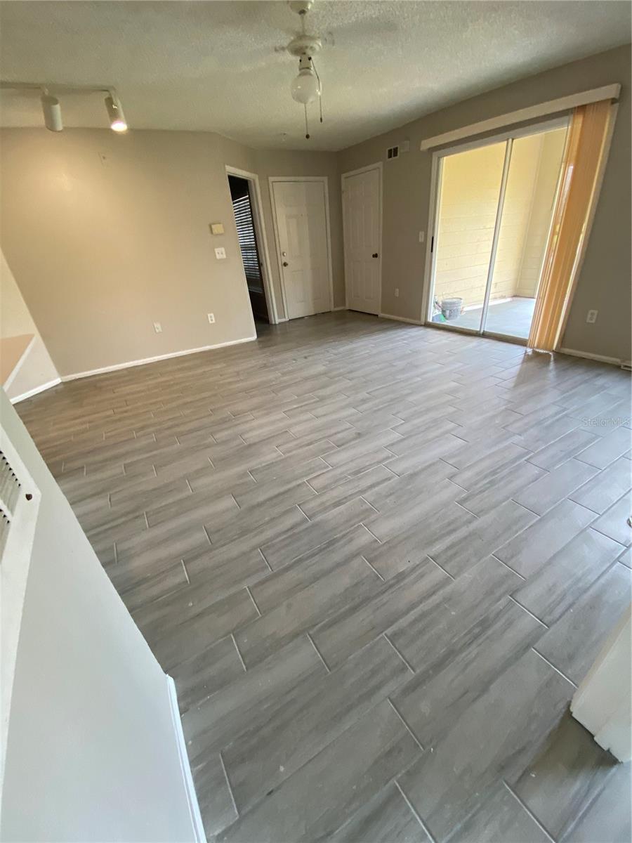5112 PARK CENTRAL DR #616