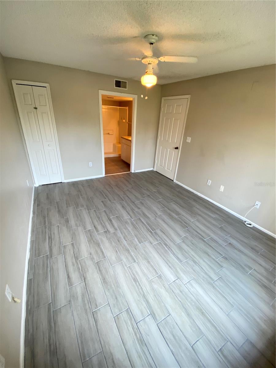 5112 PARK CENTRAL DR #616