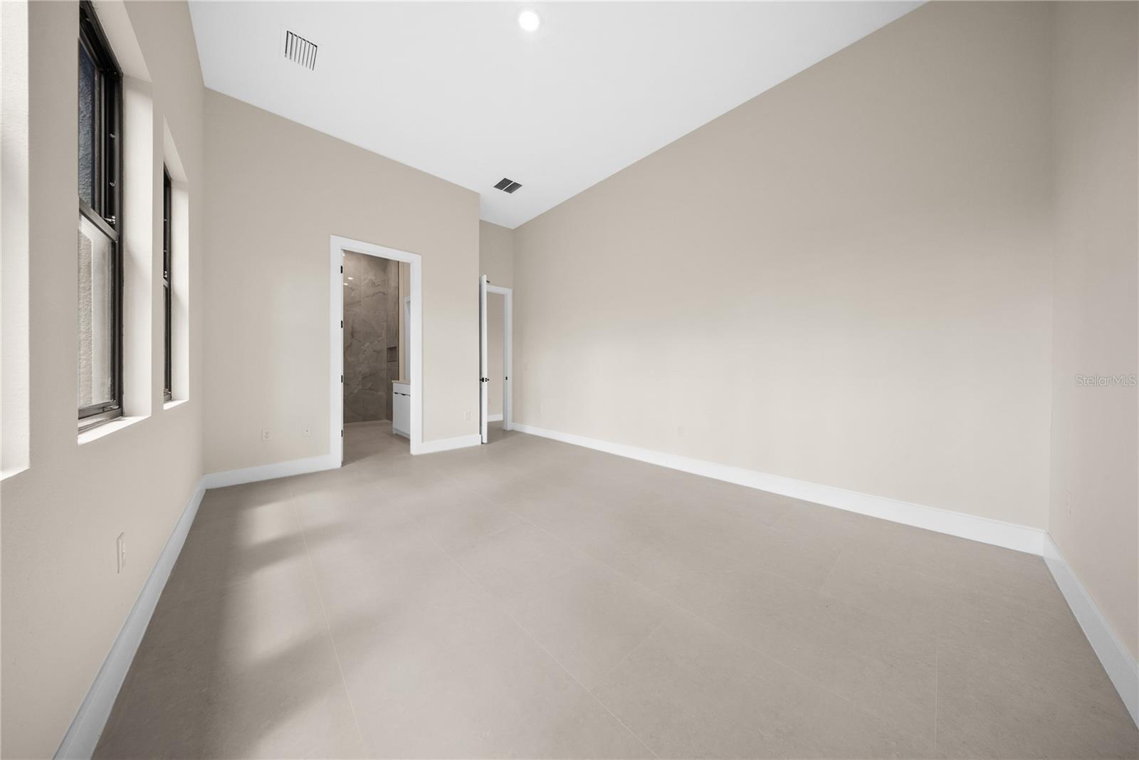 372 MATSON LN