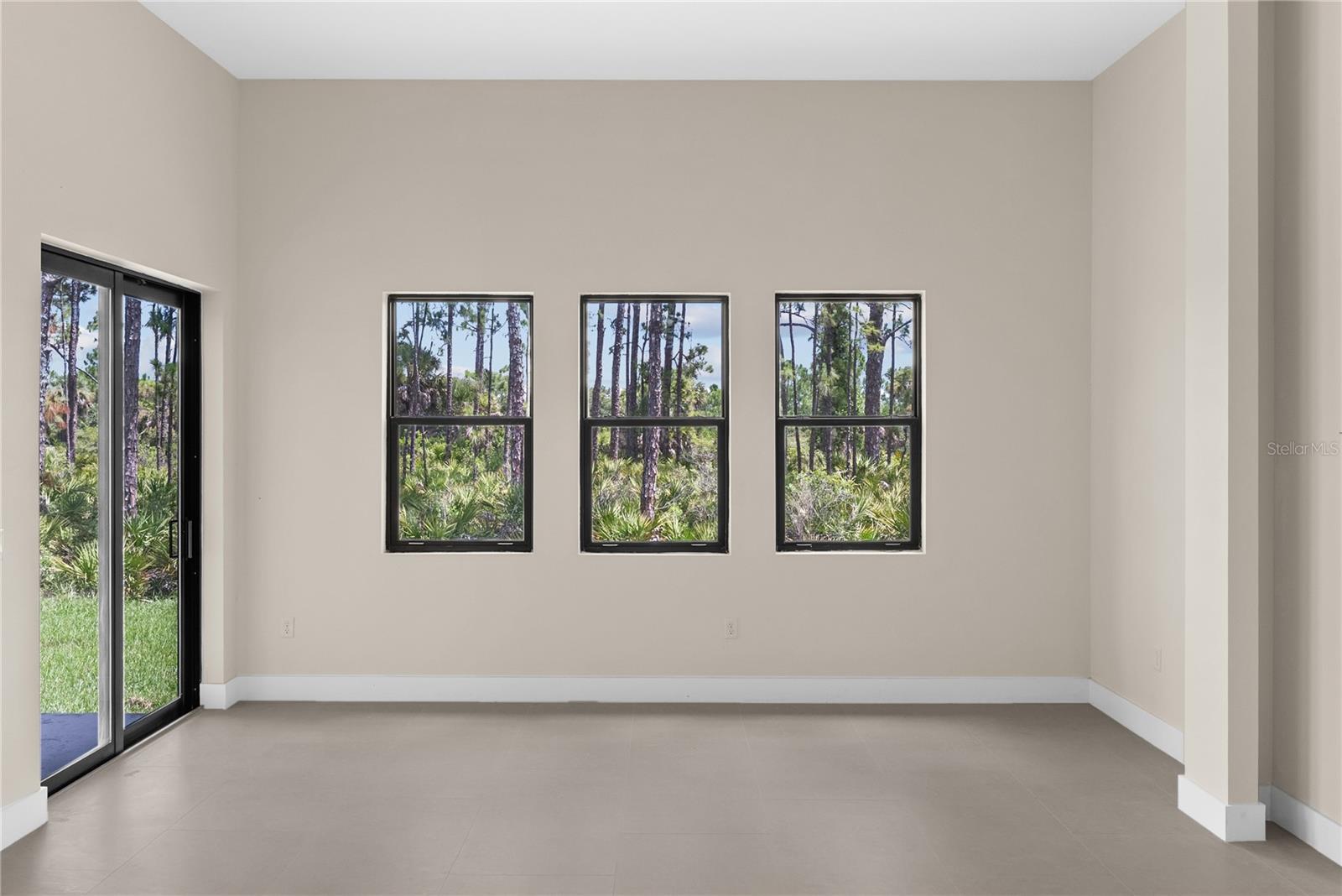 372 MATSON LN
