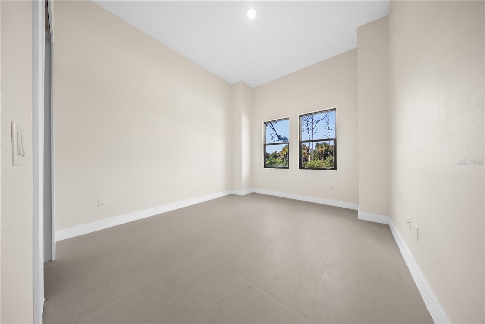 372 MATSON LN