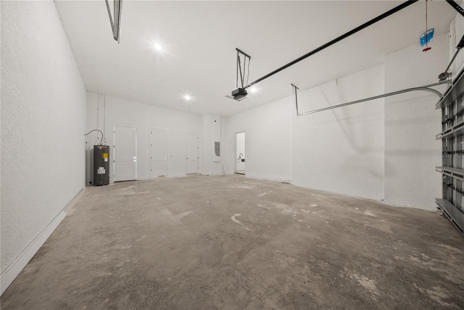 372 MATSON LN