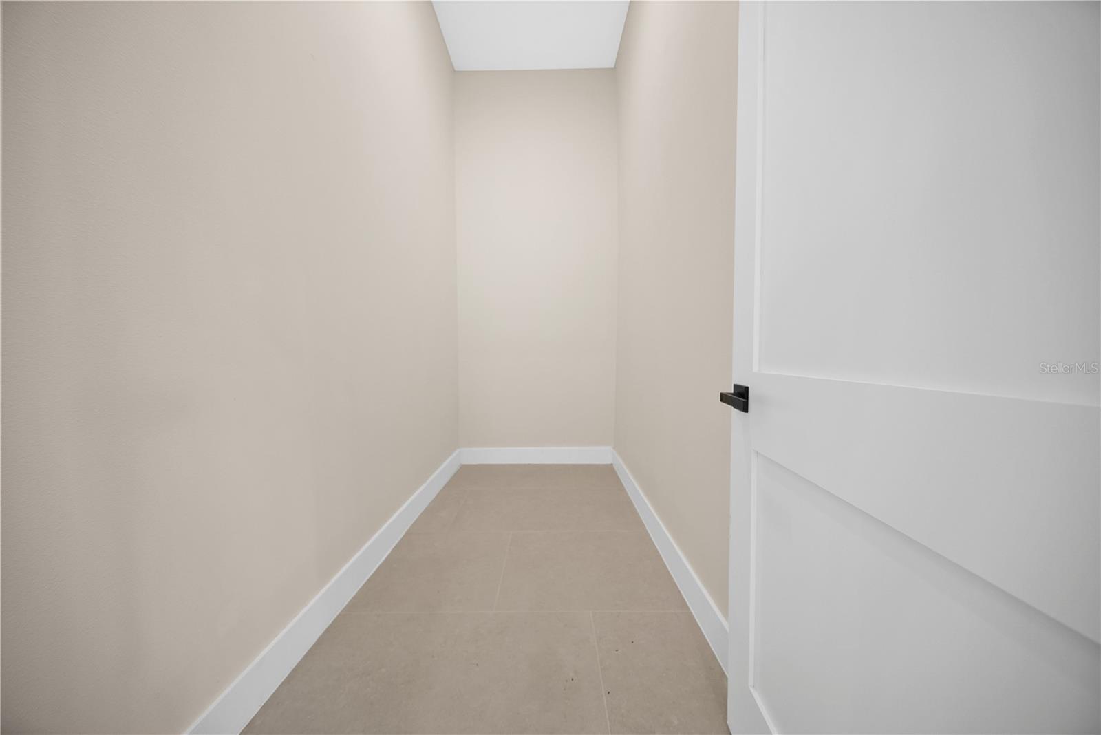 372 MATSON LN