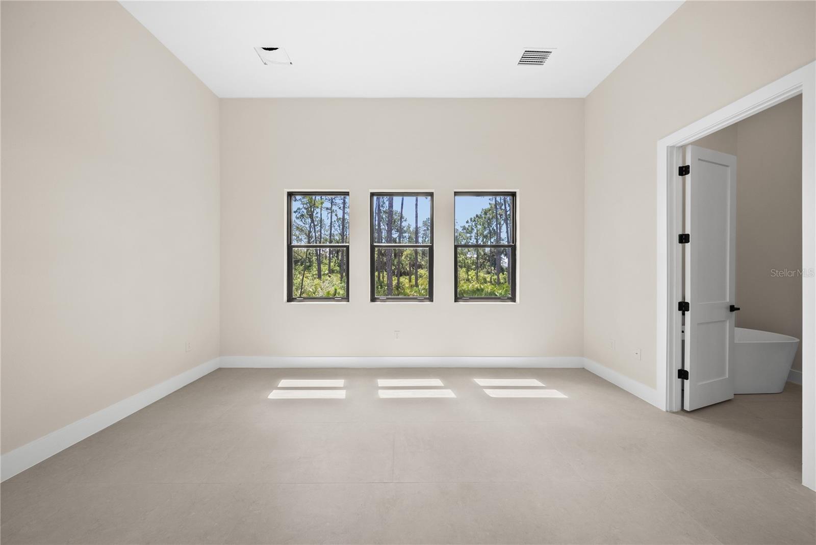 372 MATSON LN