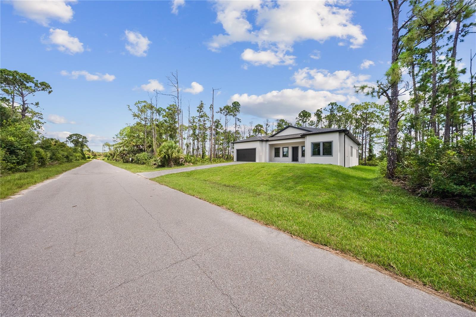 372 MATSON LN