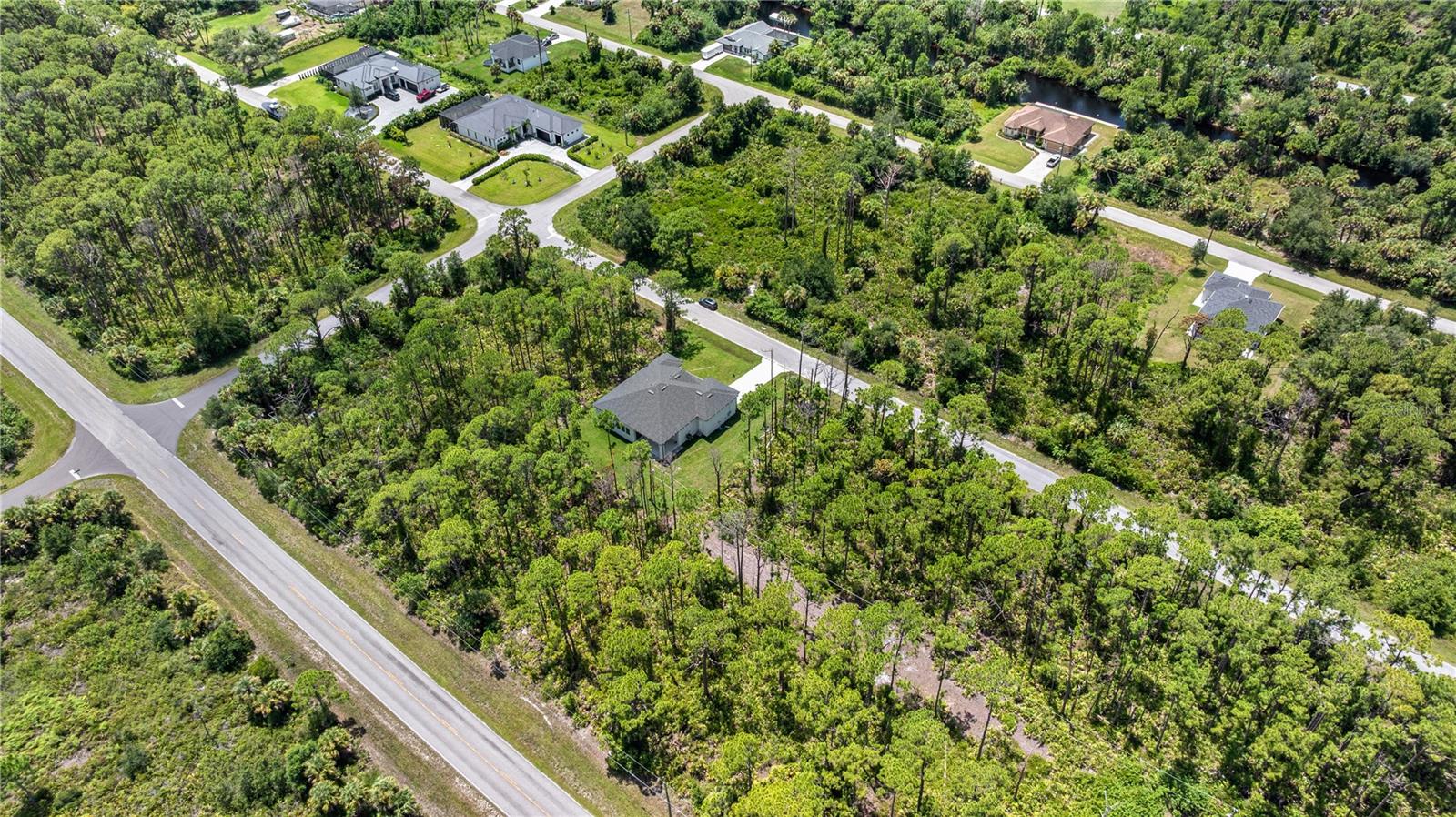 372 MATSON LN
