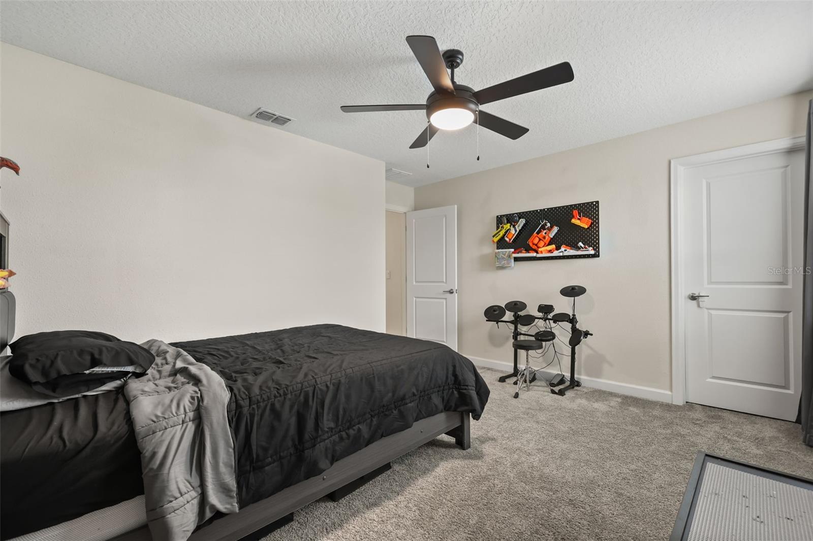512 WESTCHESTER CT
