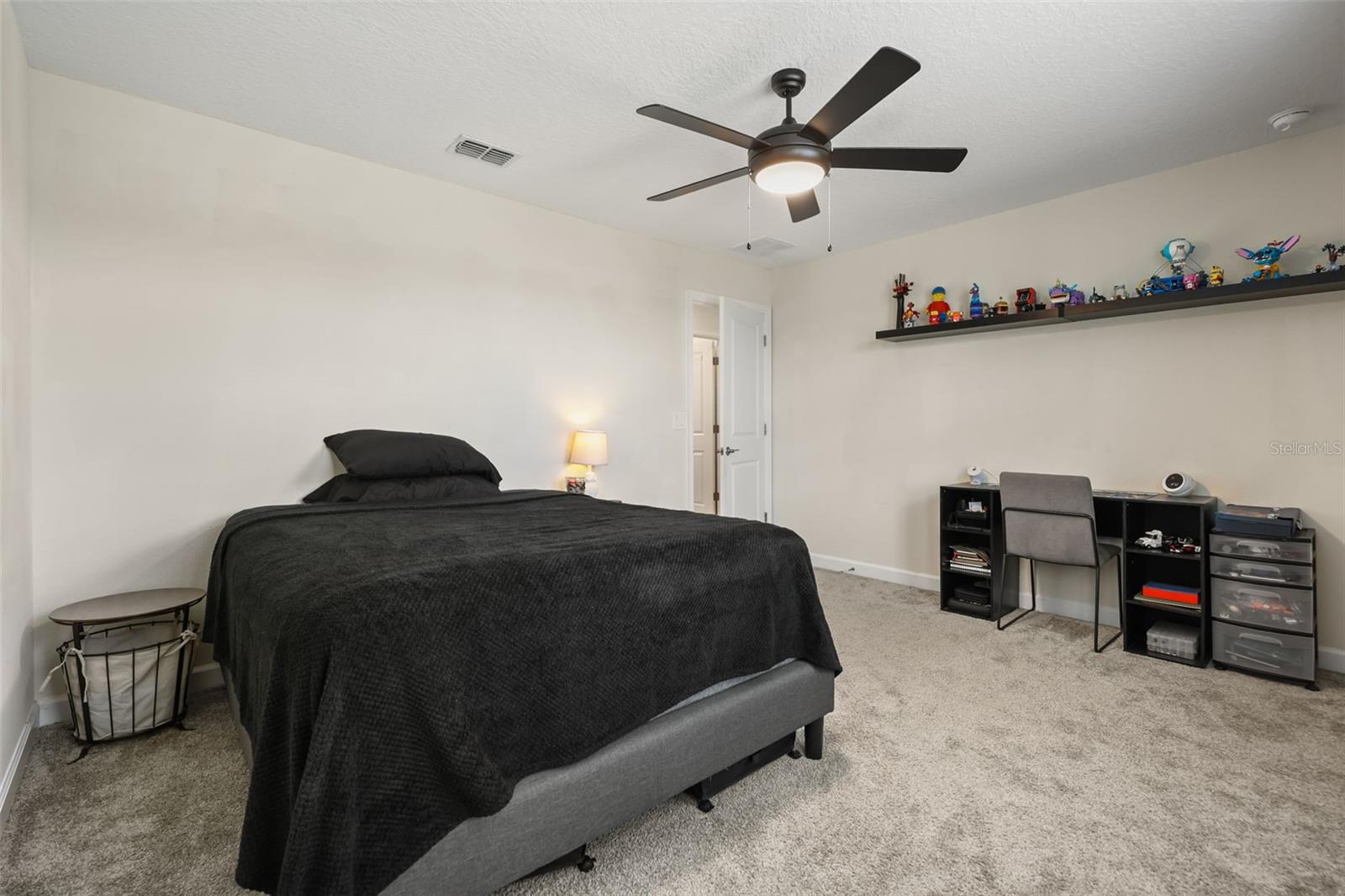 512 WESTCHESTER CT