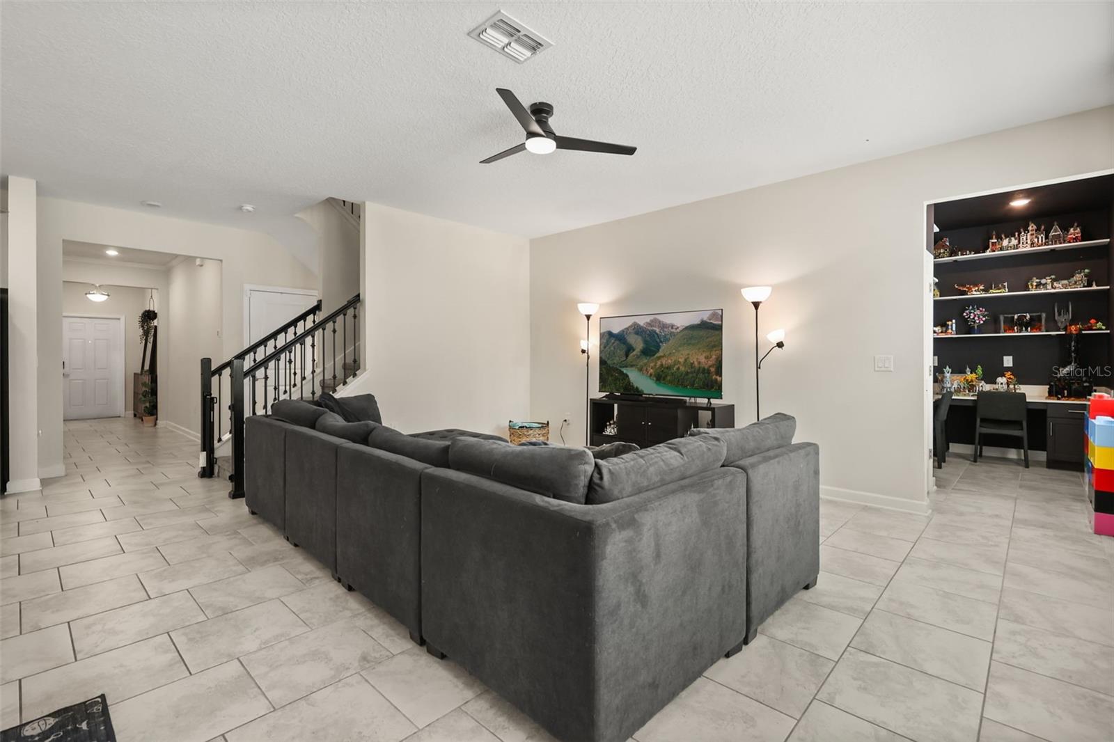 512 WESTCHESTER CT