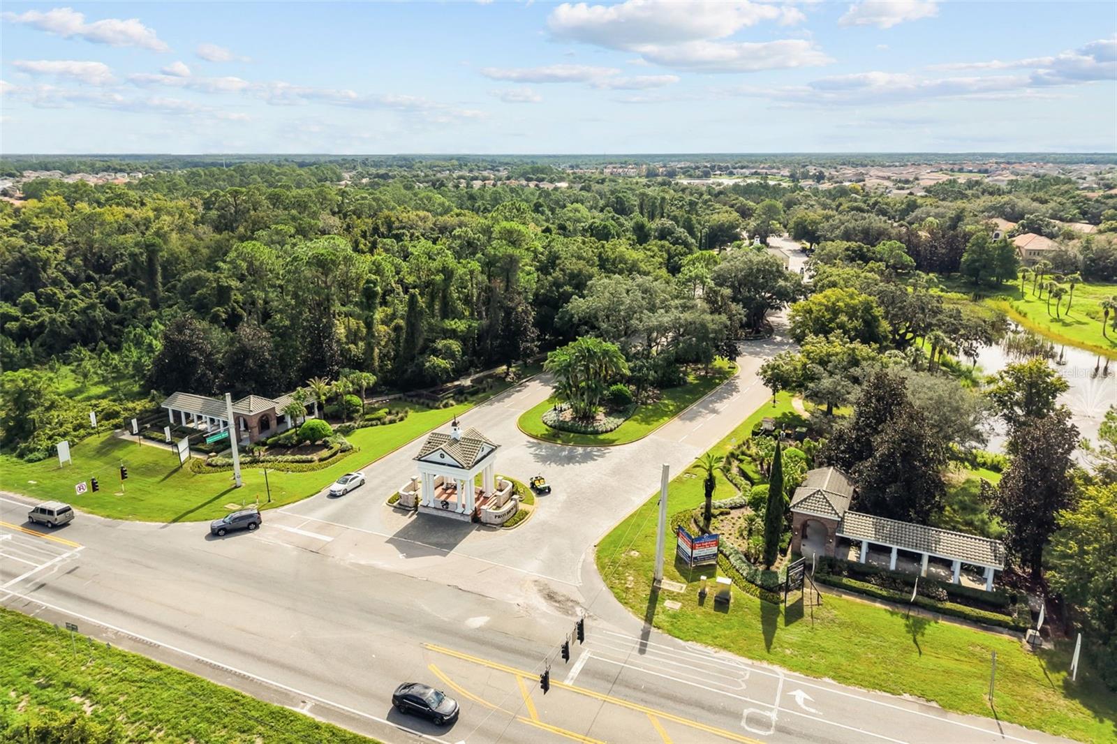 512 WESTCHESTER CT