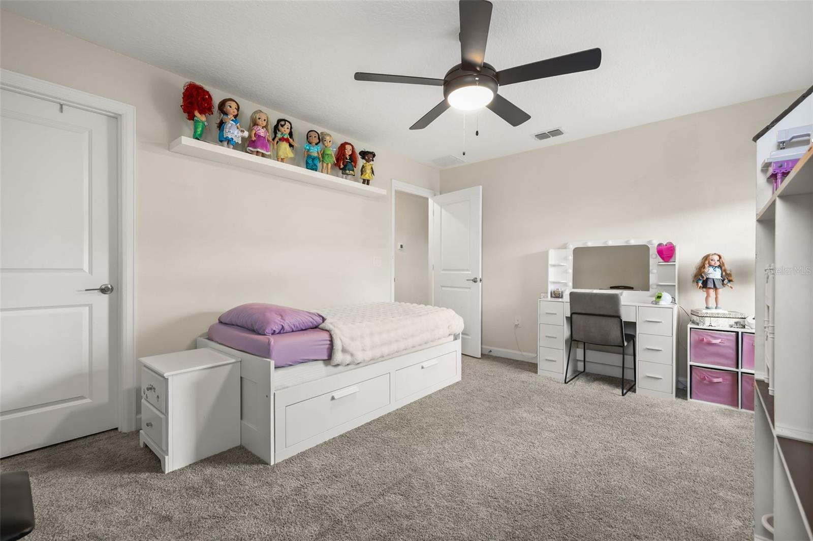 512 WESTCHESTER CT