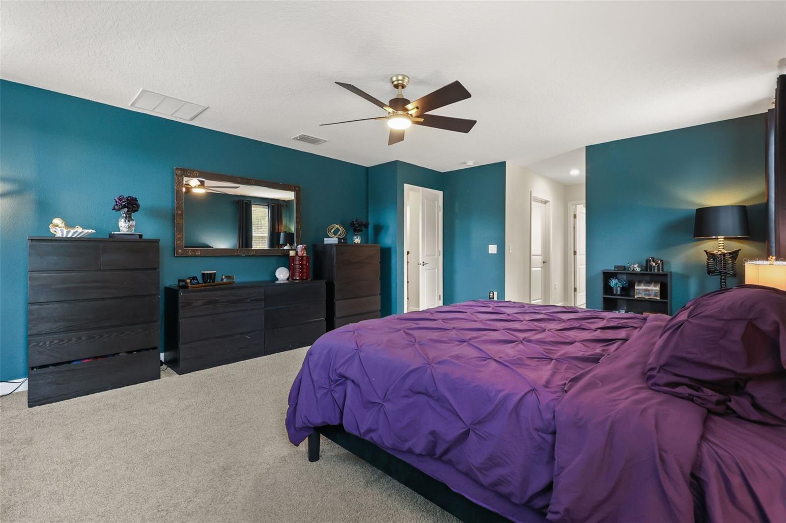 512 WESTCHESTER CT