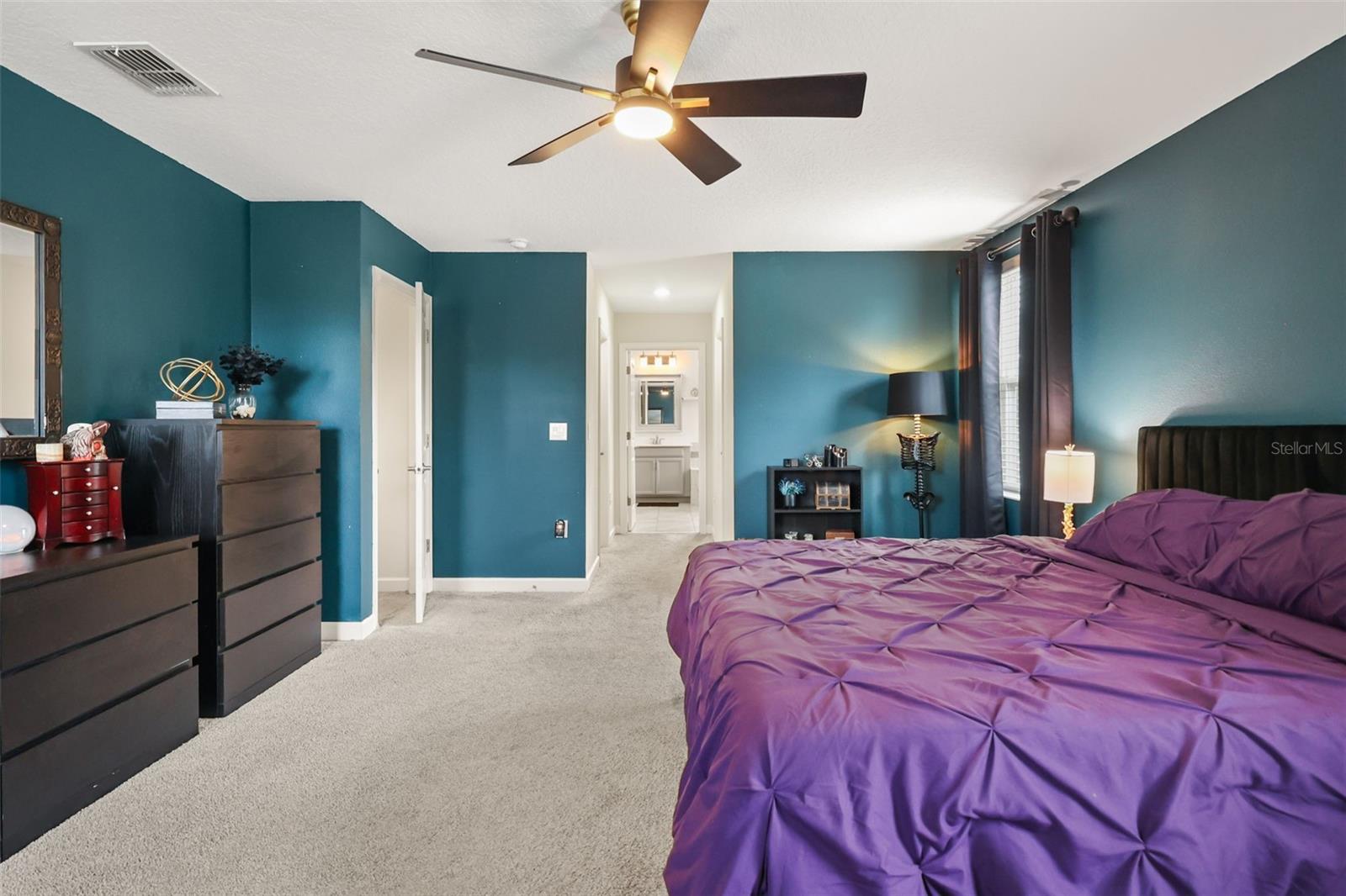 512 WESTCHESTER CT