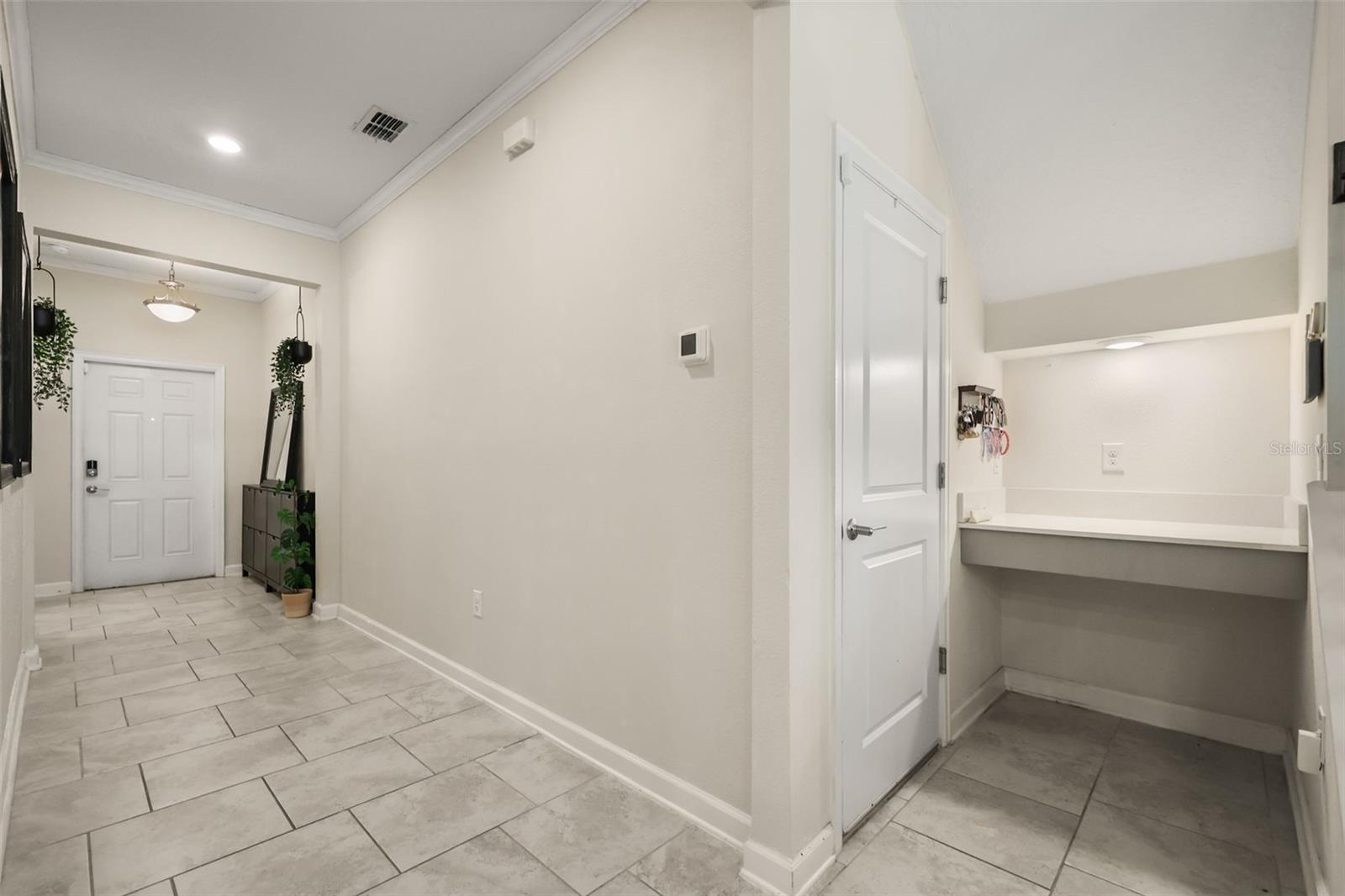 512 WESTCHESTER CT