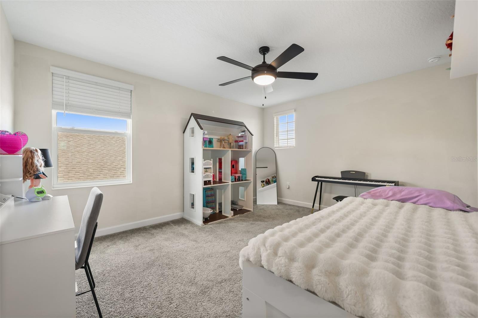 512 WESTCHESTER CT