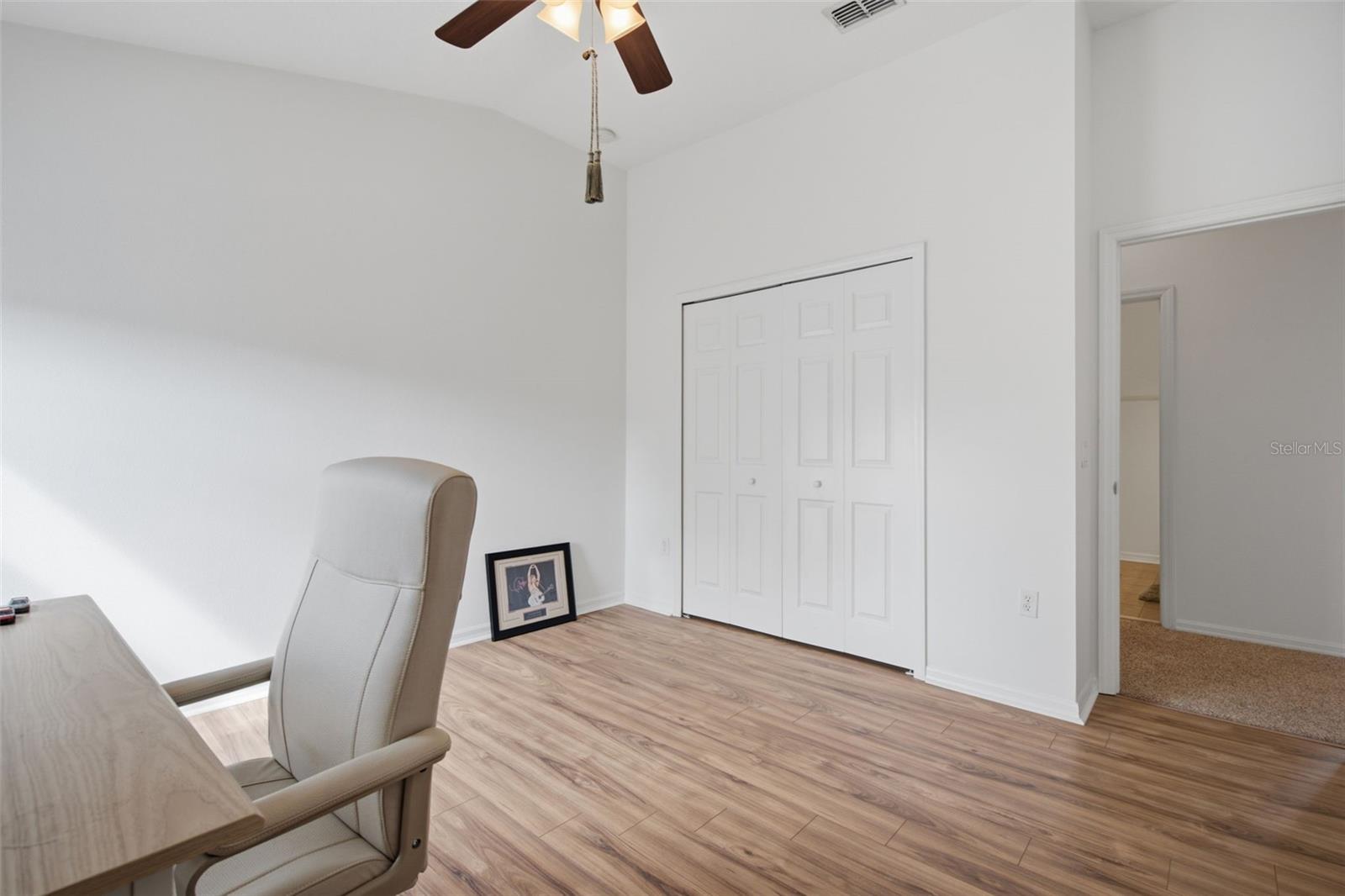 13730 LENSDALE LN
