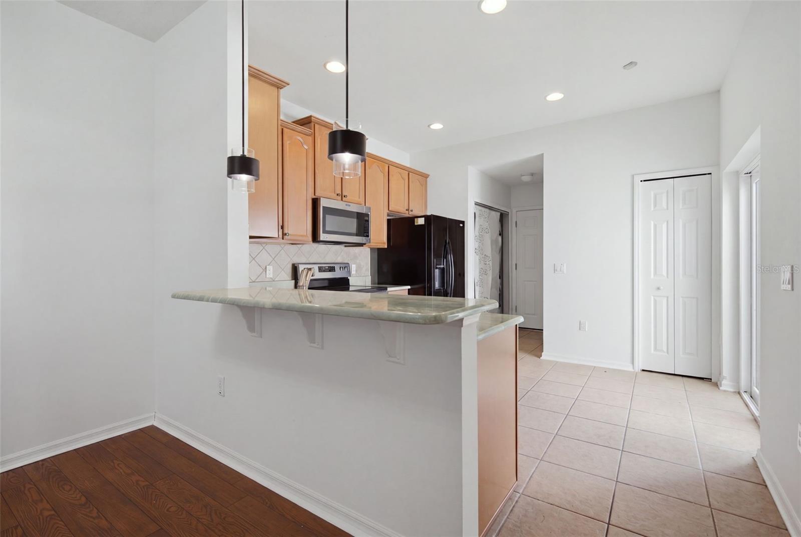13730 LENSDALE LN