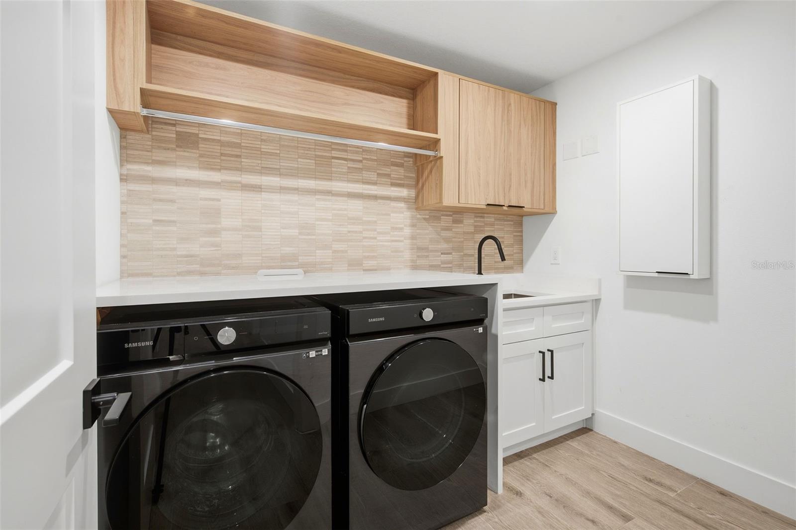 104 E 1ST AVE