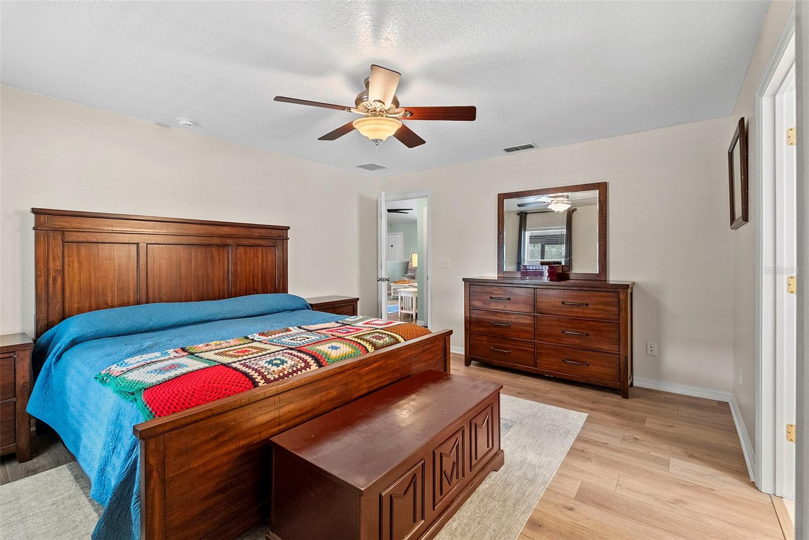 10828 CRESCENT RIDGE LOOP
