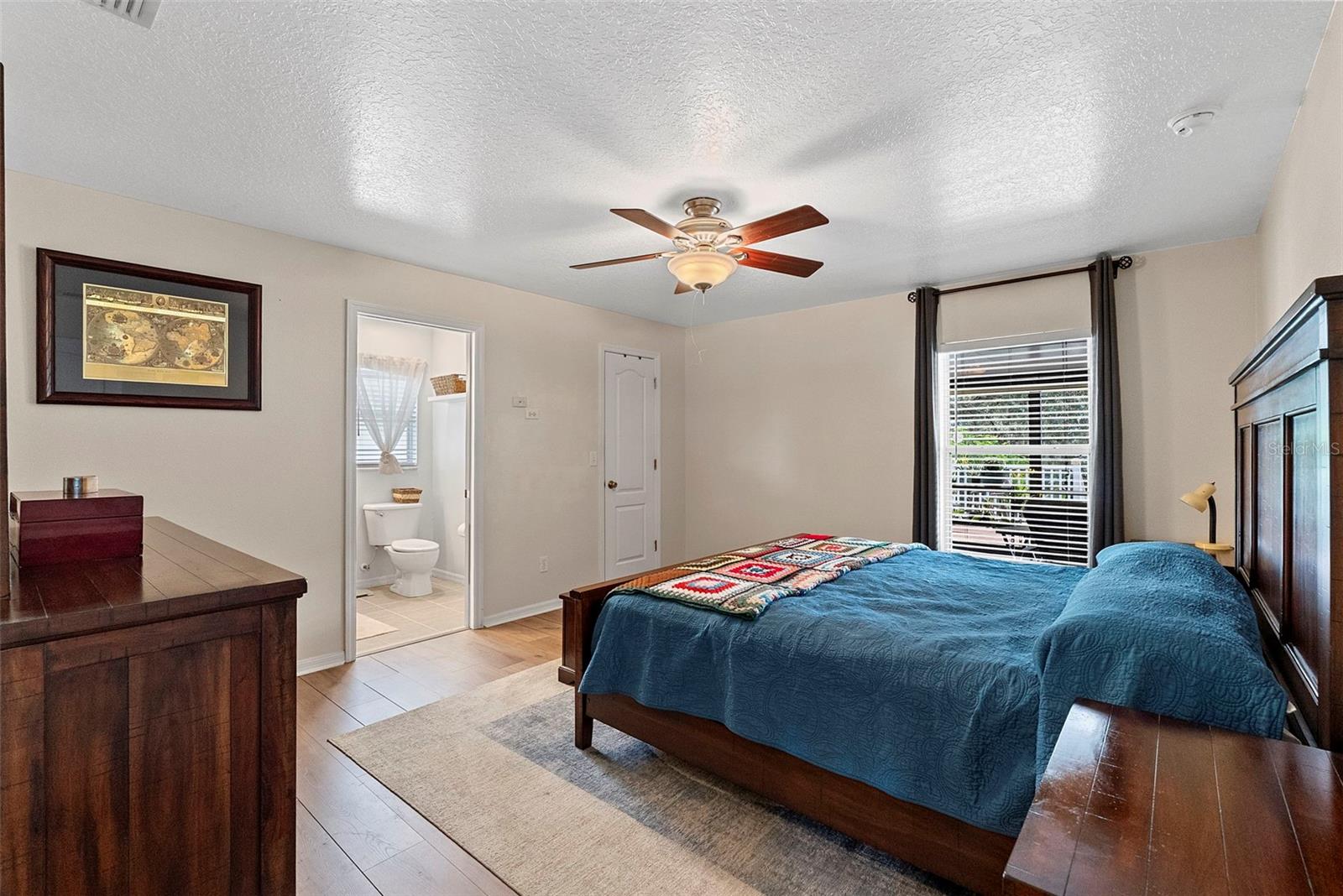 10828 CRESCENT RIDGE LOOP