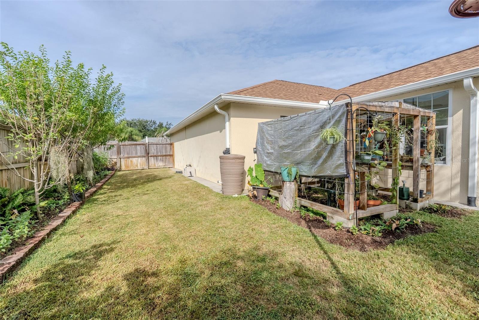 10828 CRESCENT RIDGE LOOP