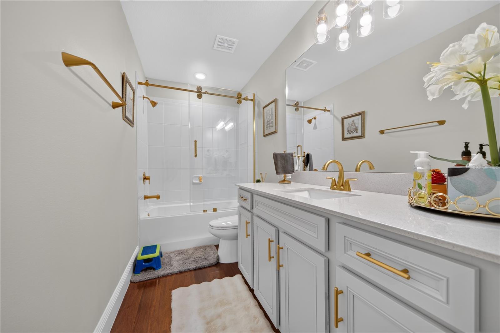 17361 BACK BAY CT