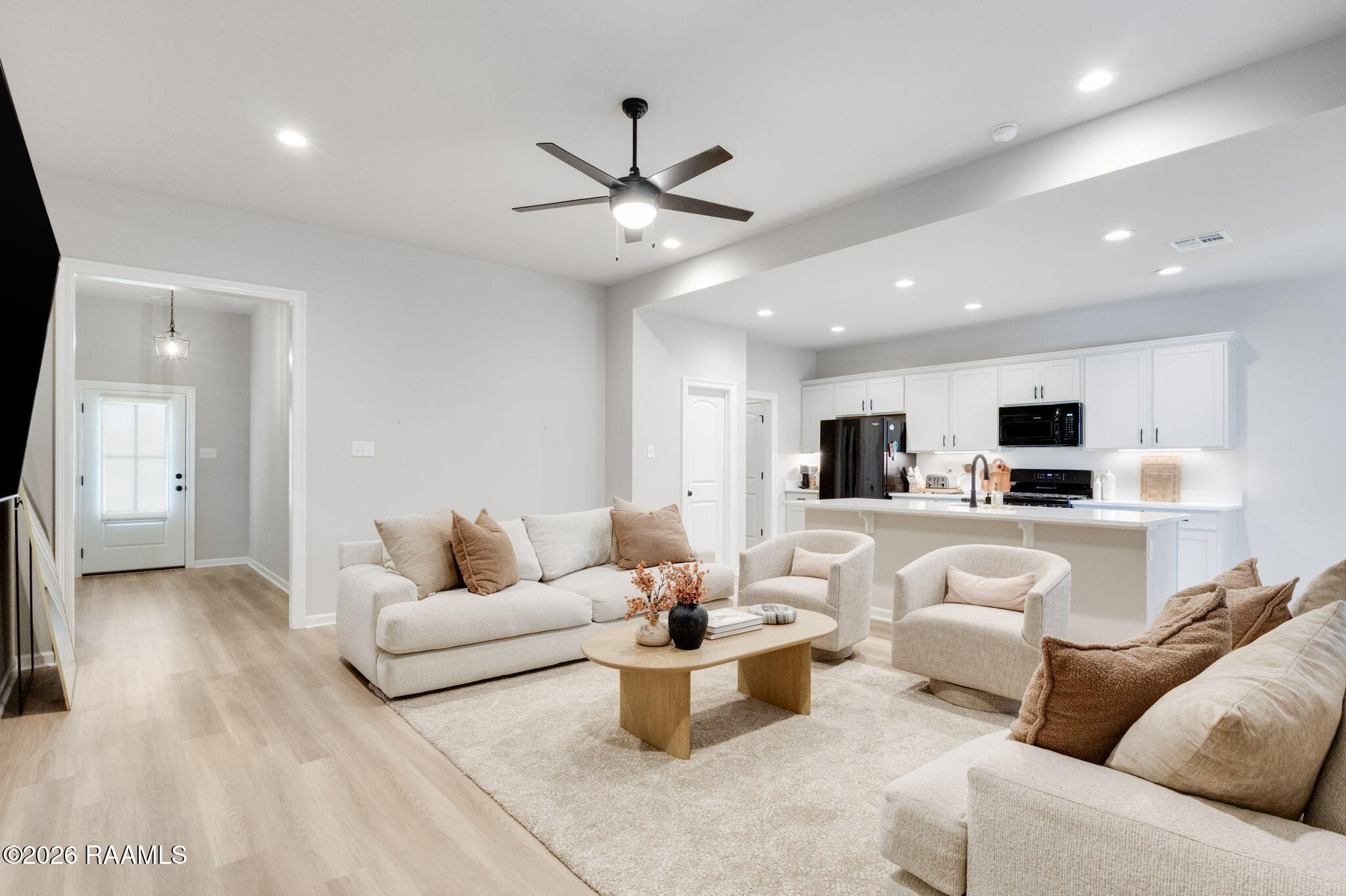 122 Segovia Way