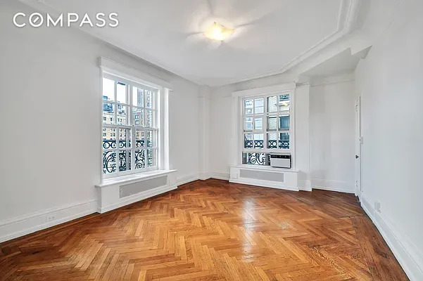 2109 Broadway 9131
