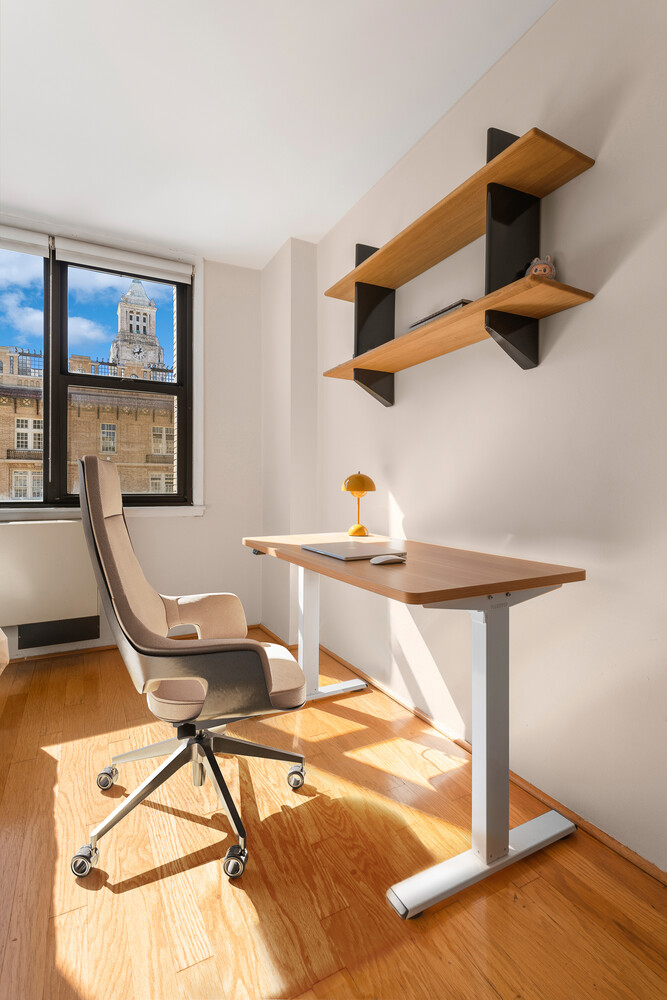 130 E 18TH Street 14J