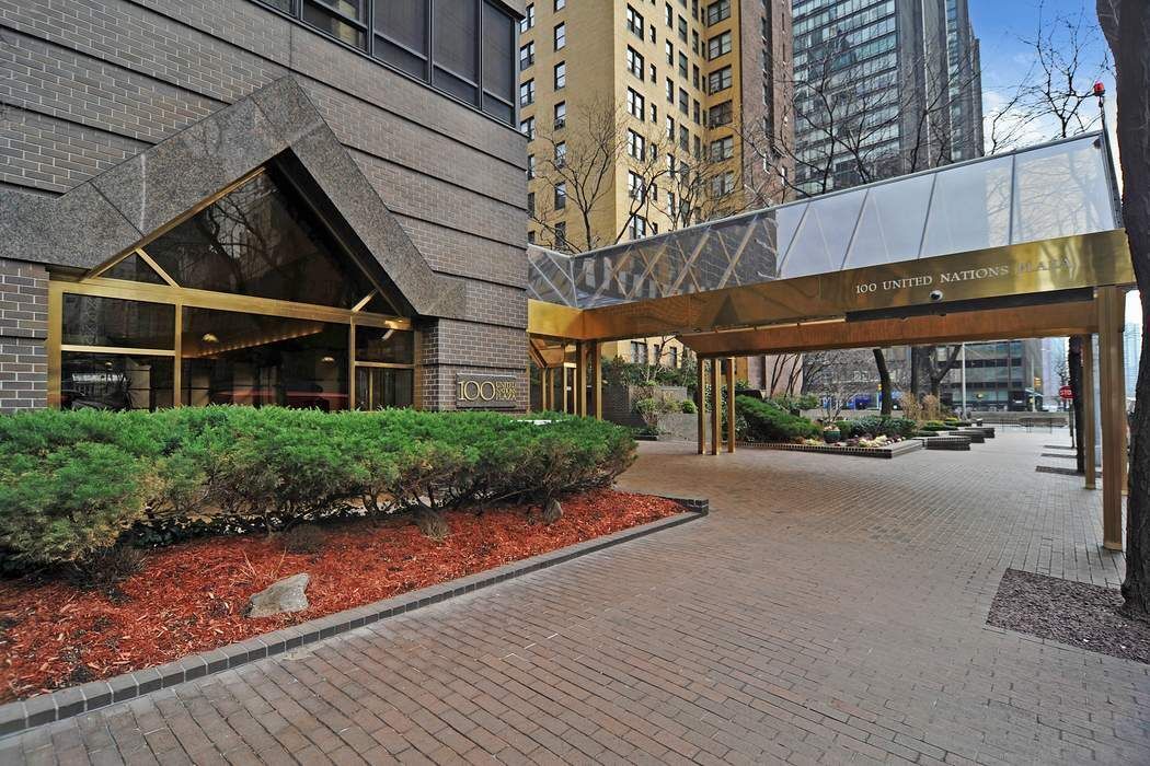 100 United Nations Plaza 3C