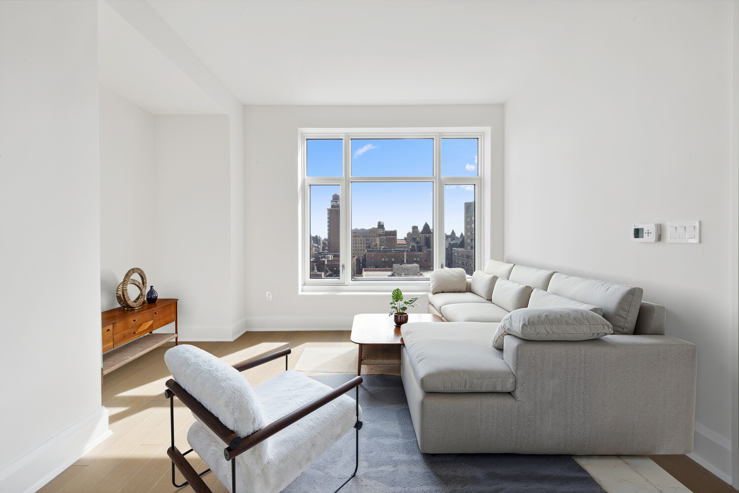 100 CLAREMONT Avenue 10D