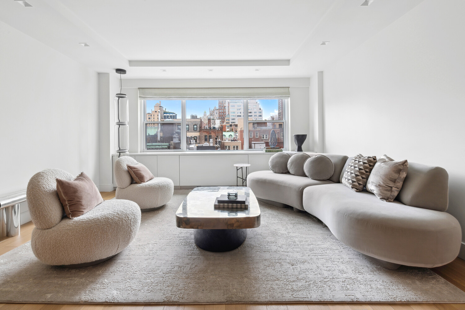 650 PARK Avenue 9B