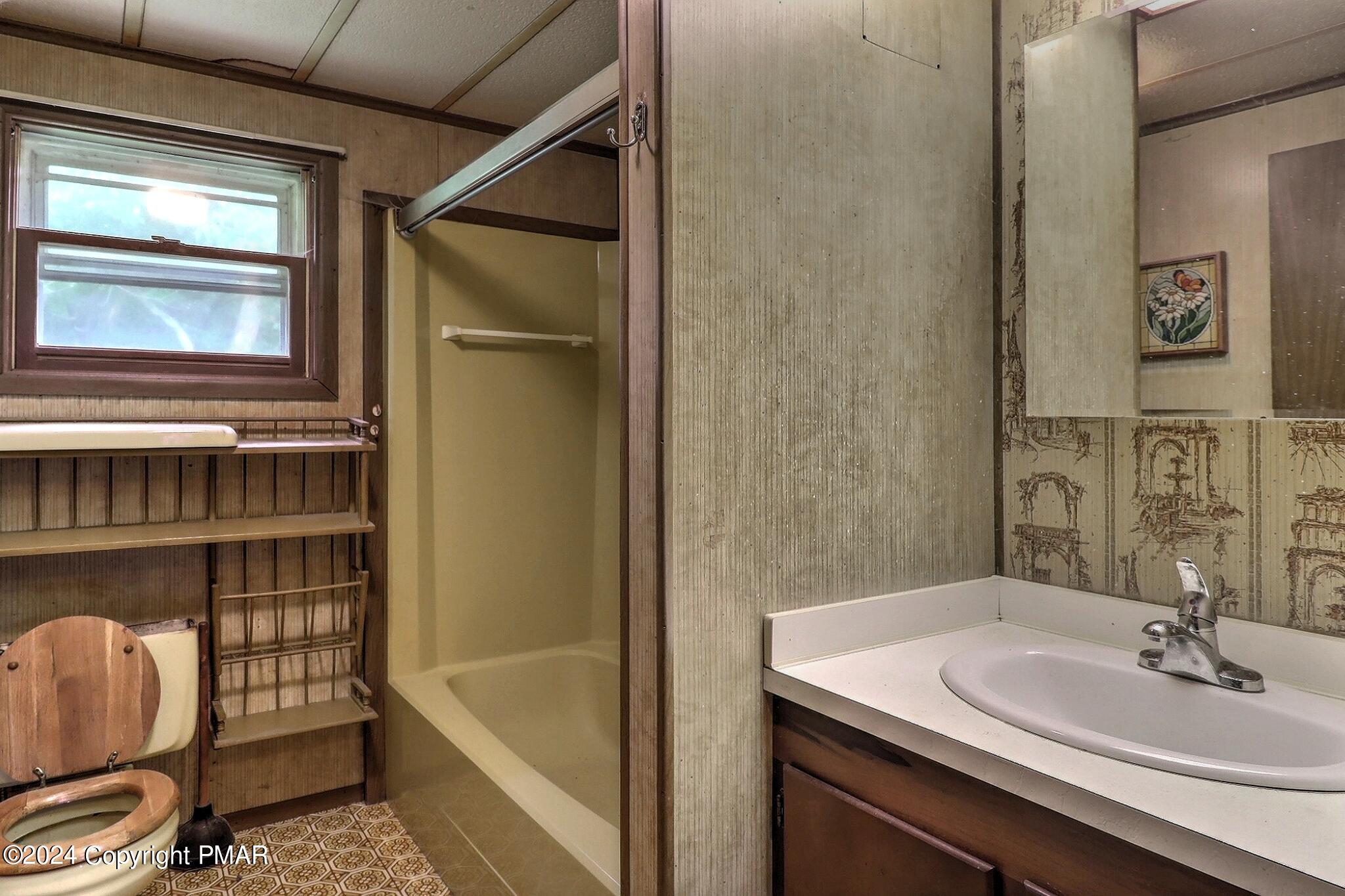 32 Clearbrook Drive