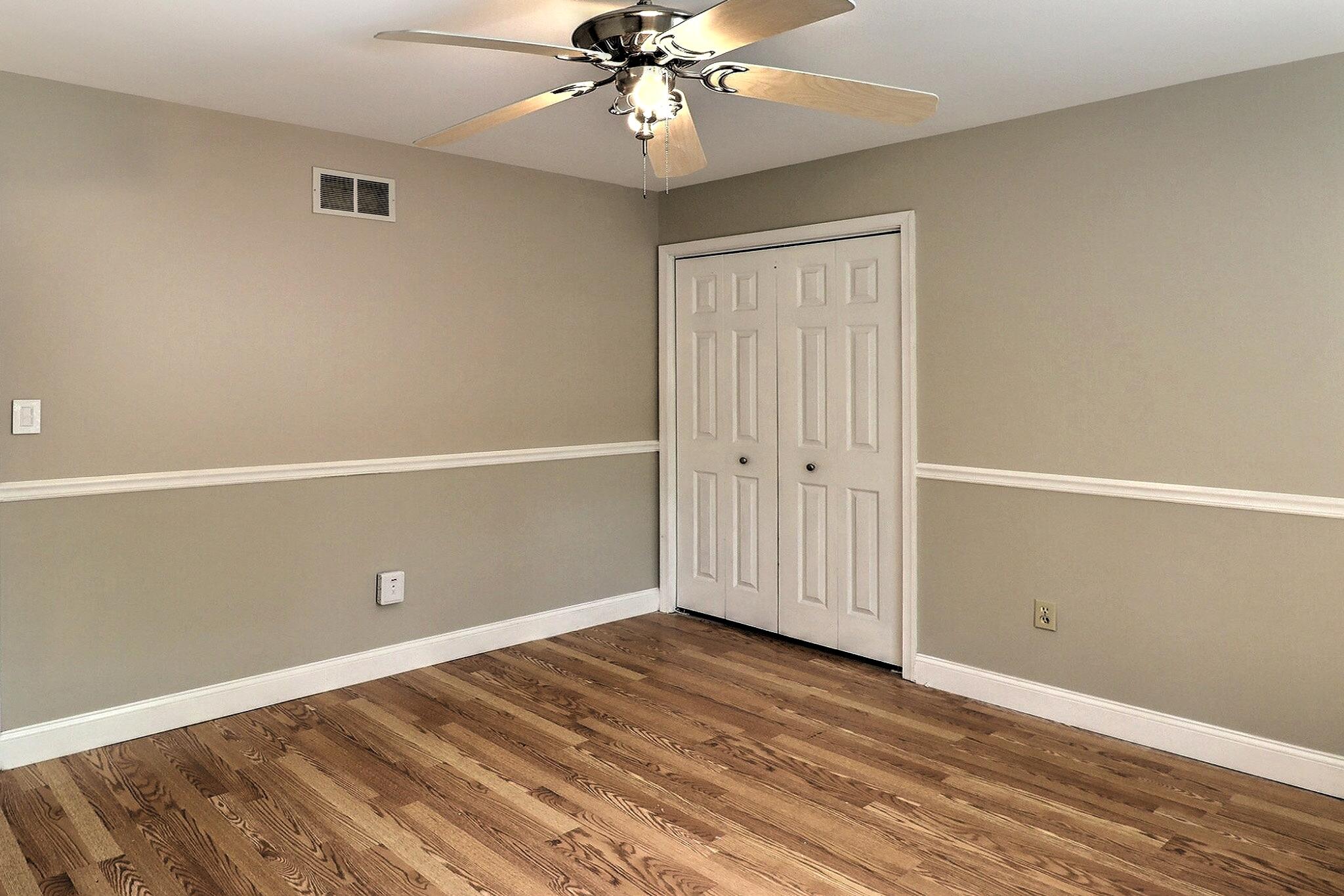 102 Crest Circle