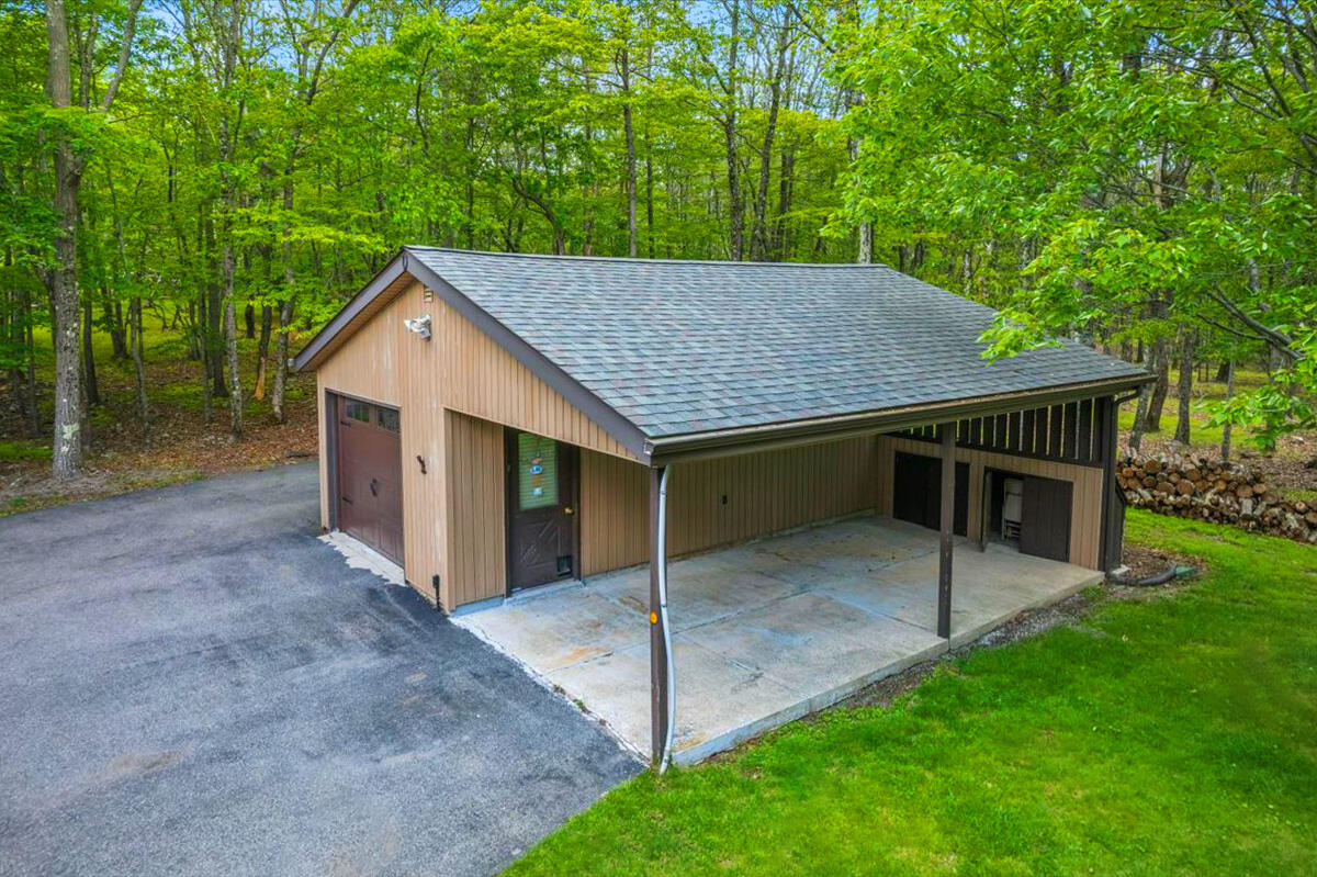 146 Algonquin Trail