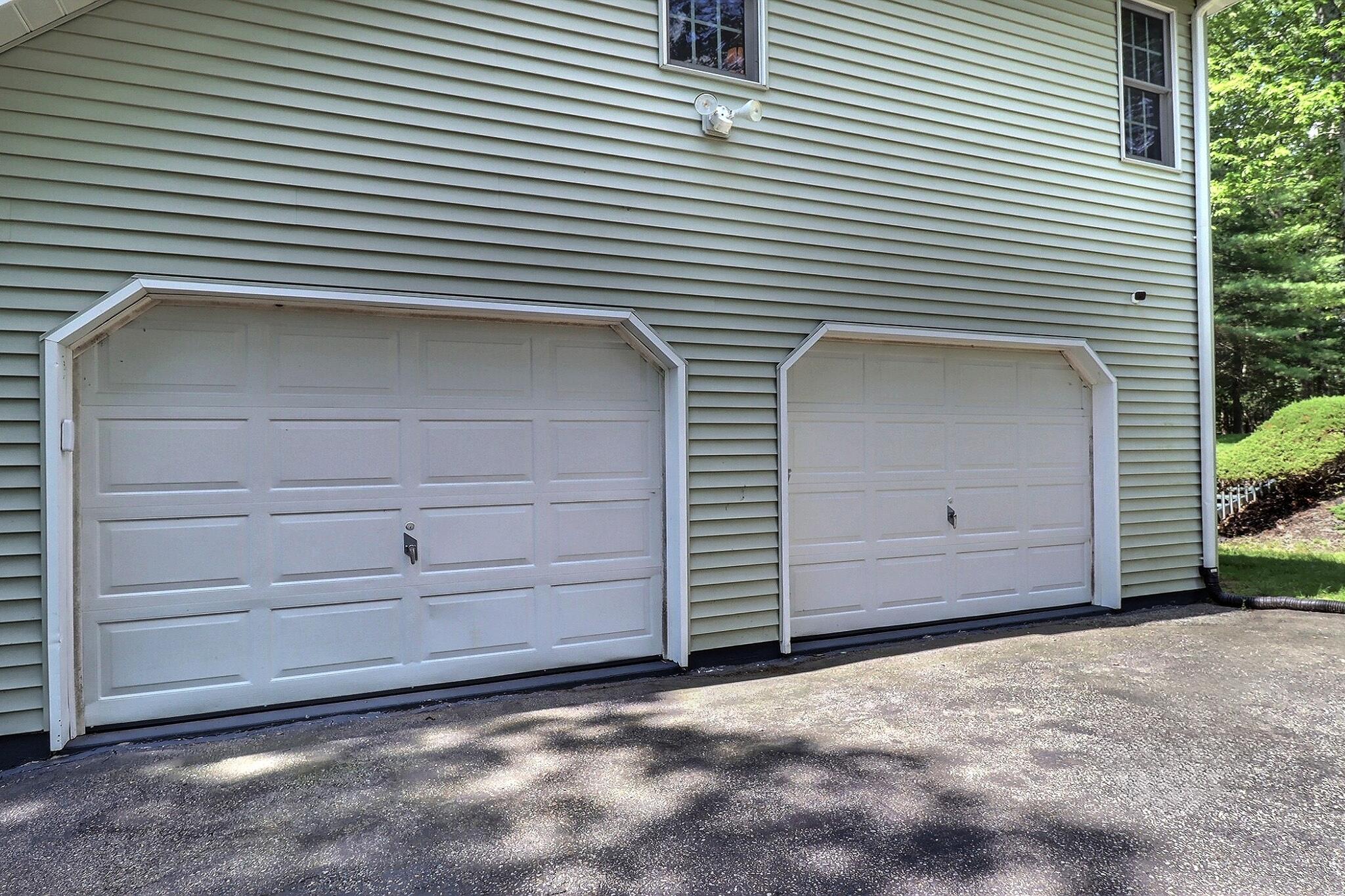 5181 Hilltop Circle