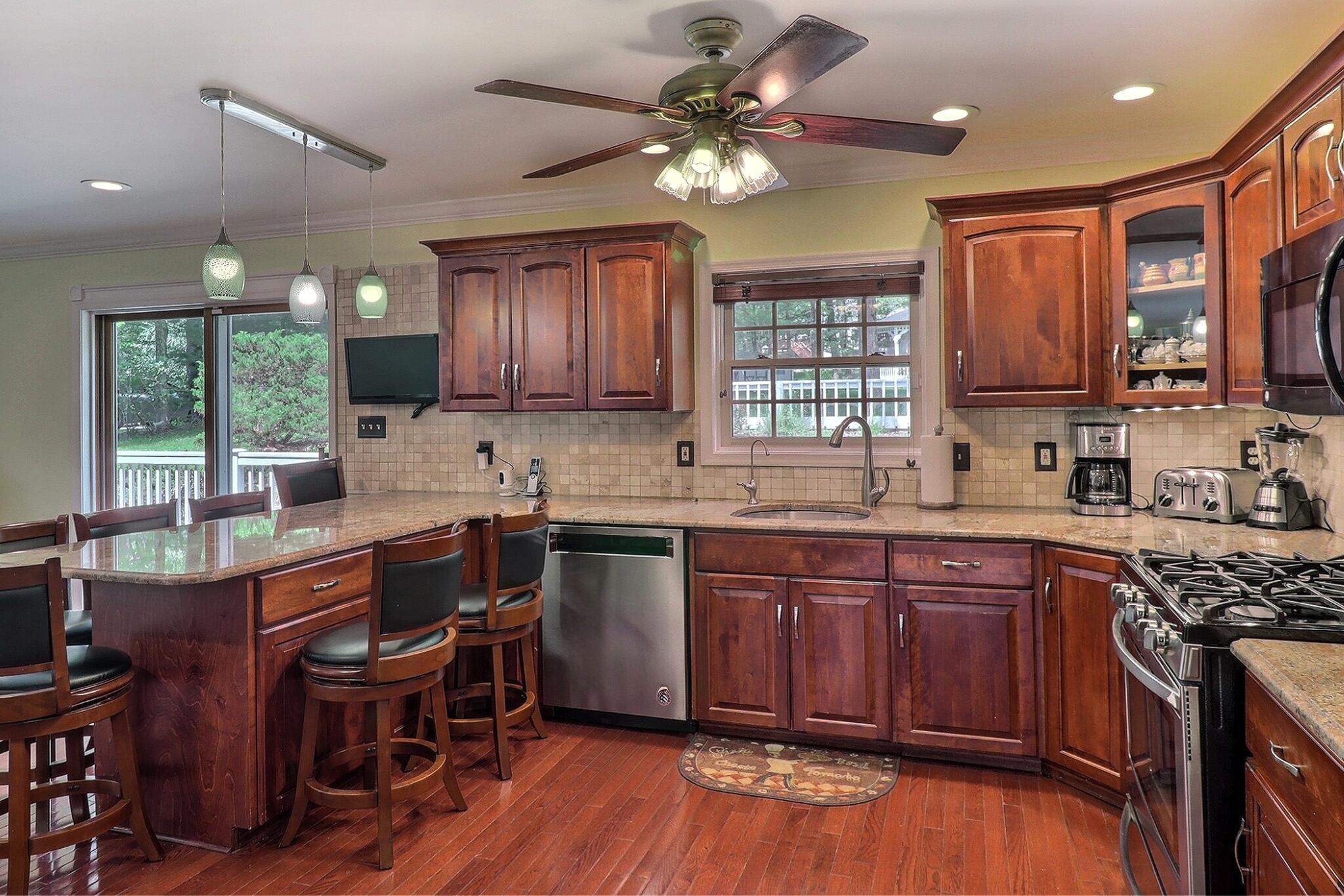 5181 Hilltop Circle