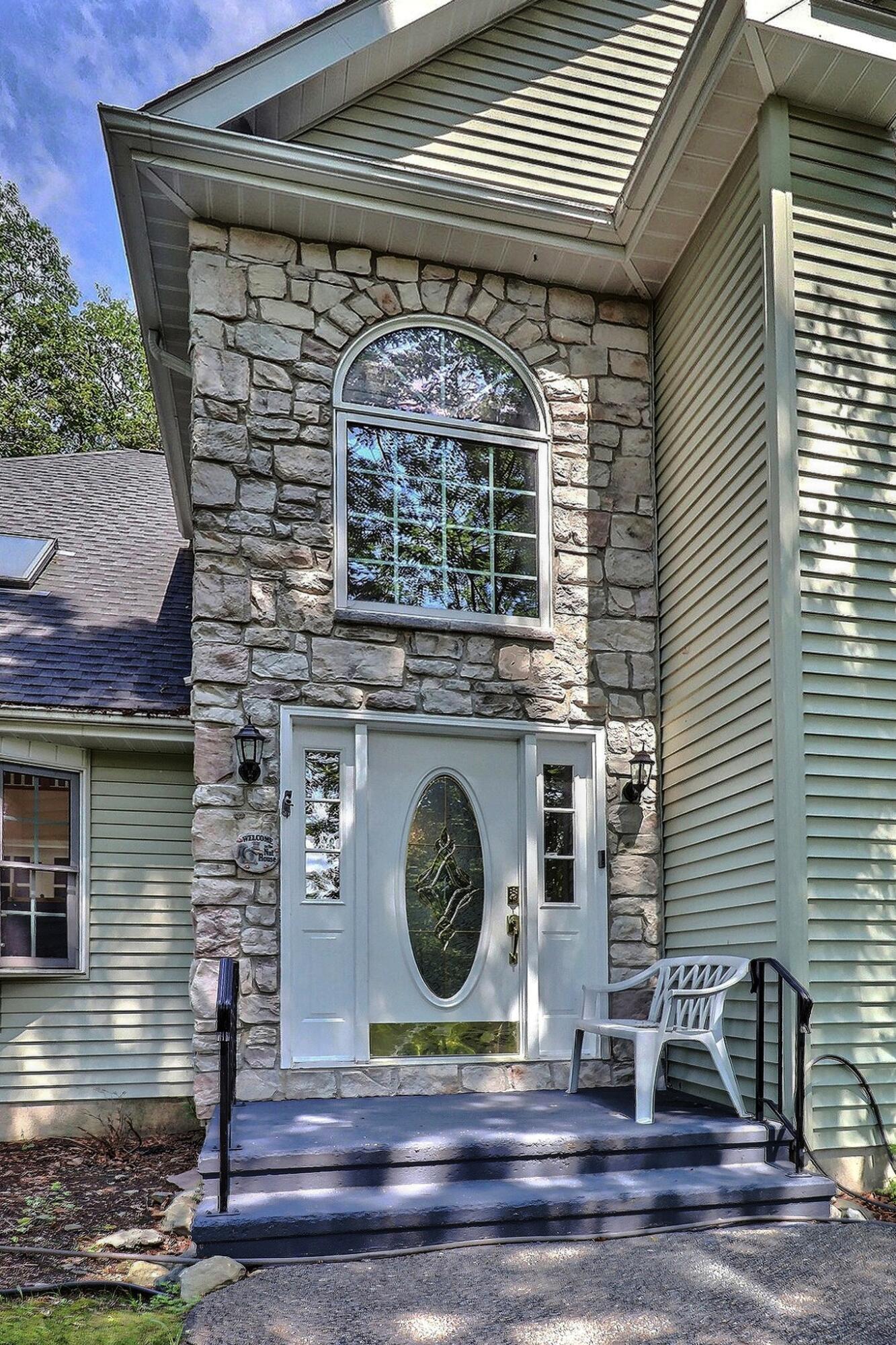 5181 Hilltop Circle