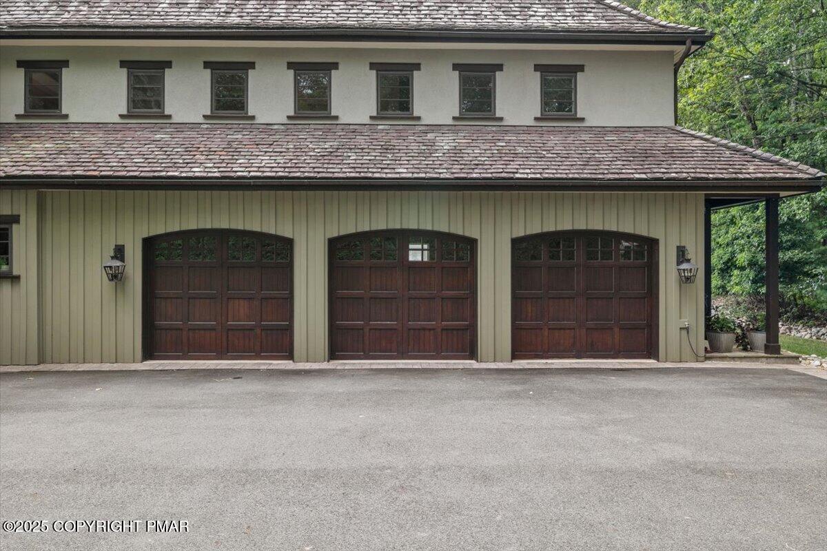 1212 Burger Hollow Road