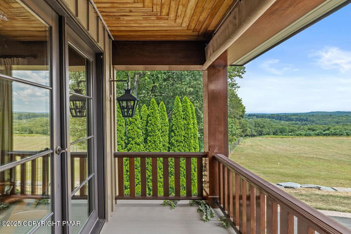 1212 Burger Hollow Road