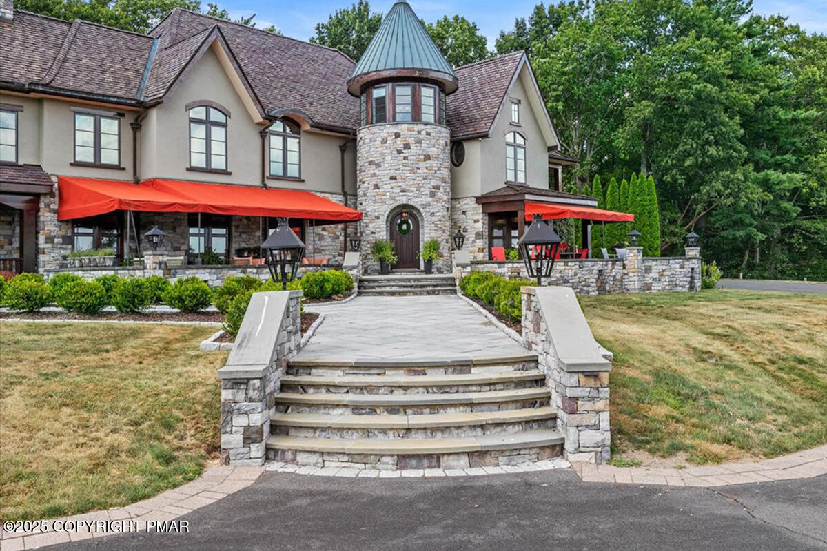 1212 Burger Hollow Road