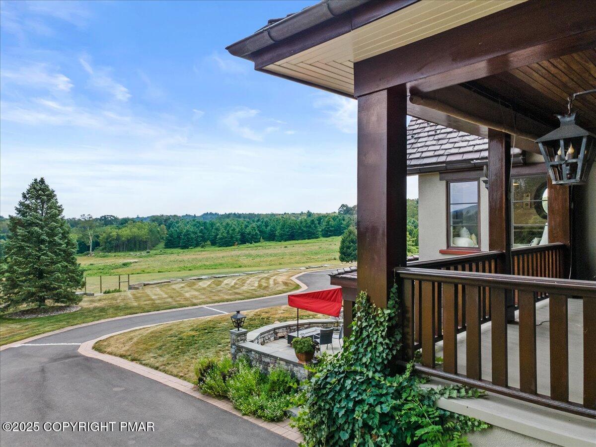 1212 Burger Hollow Road