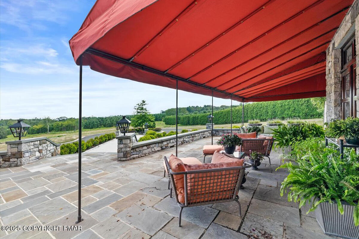 1212 Burger Hollow Road